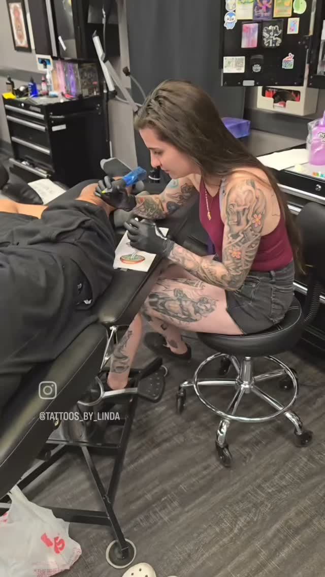 Voices in my head, or ADHD? 
#redoctopustattoo #dmvtattooartist #marylandtattooartist #voicesinmyhead