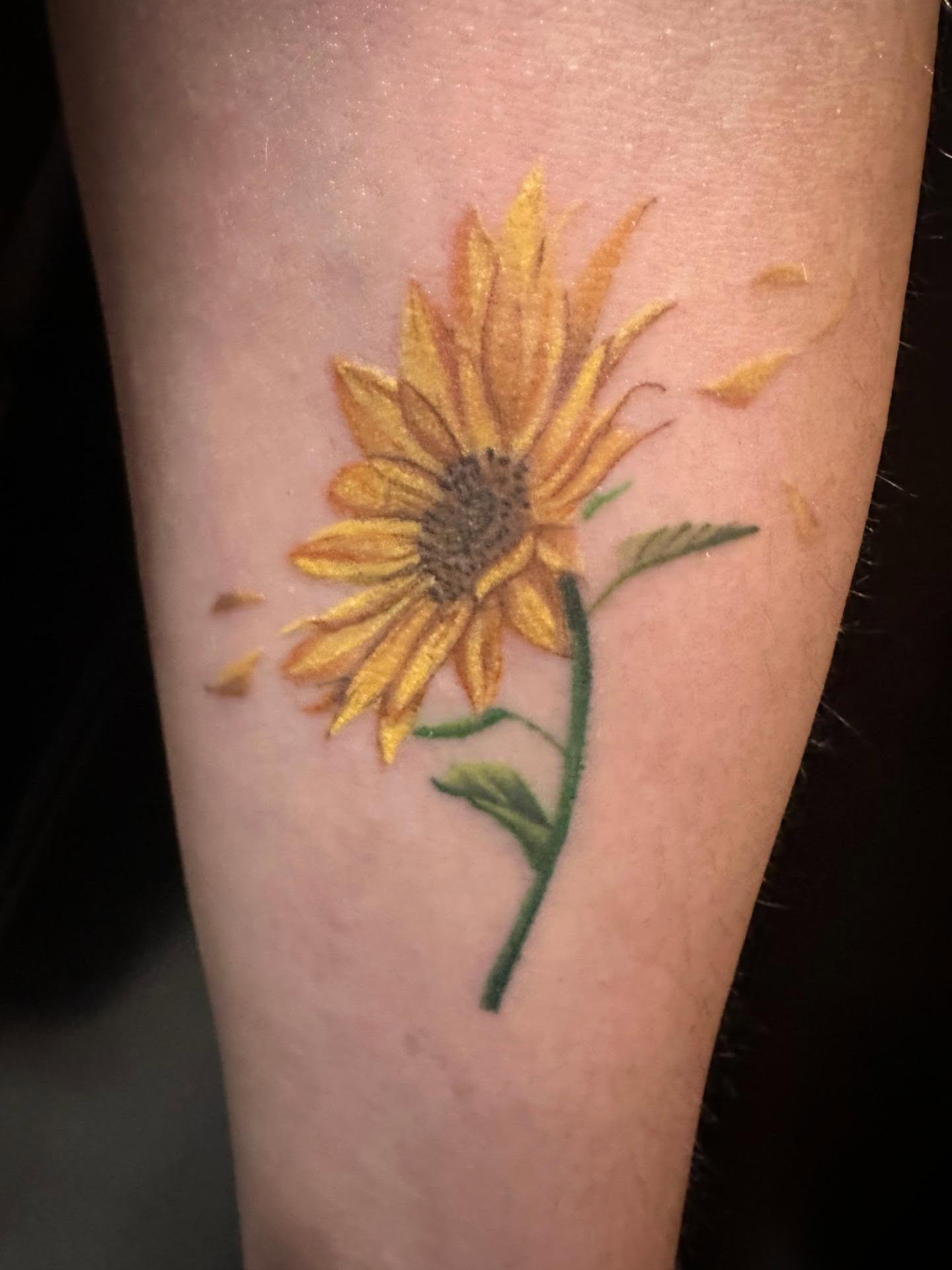 Healed piece!
.
.
 #healedtattoo #flowertattoos  #dmvtattooartist ##marylandtattooartist