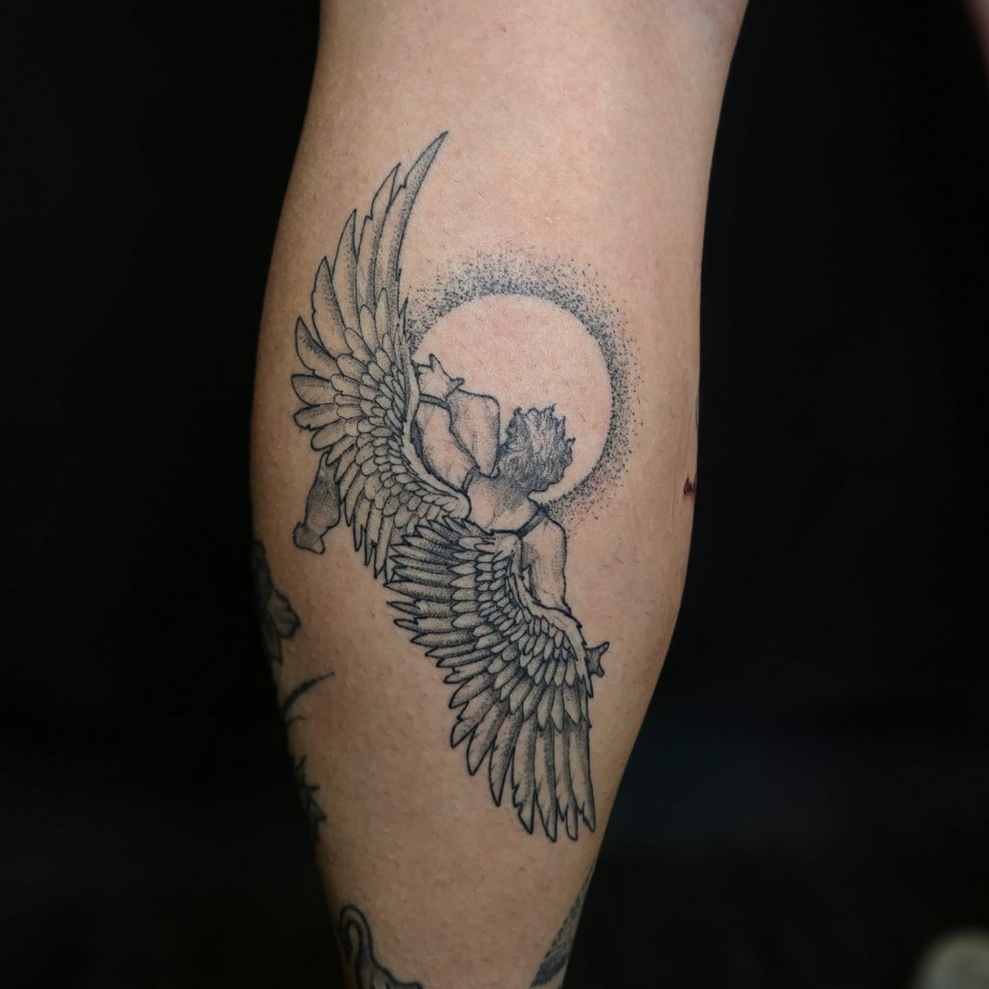 Healed icarus tattoo! 
.
.
.
.
.
#healedtattoo #stippledtattoos #stippling #redoctopustattoo