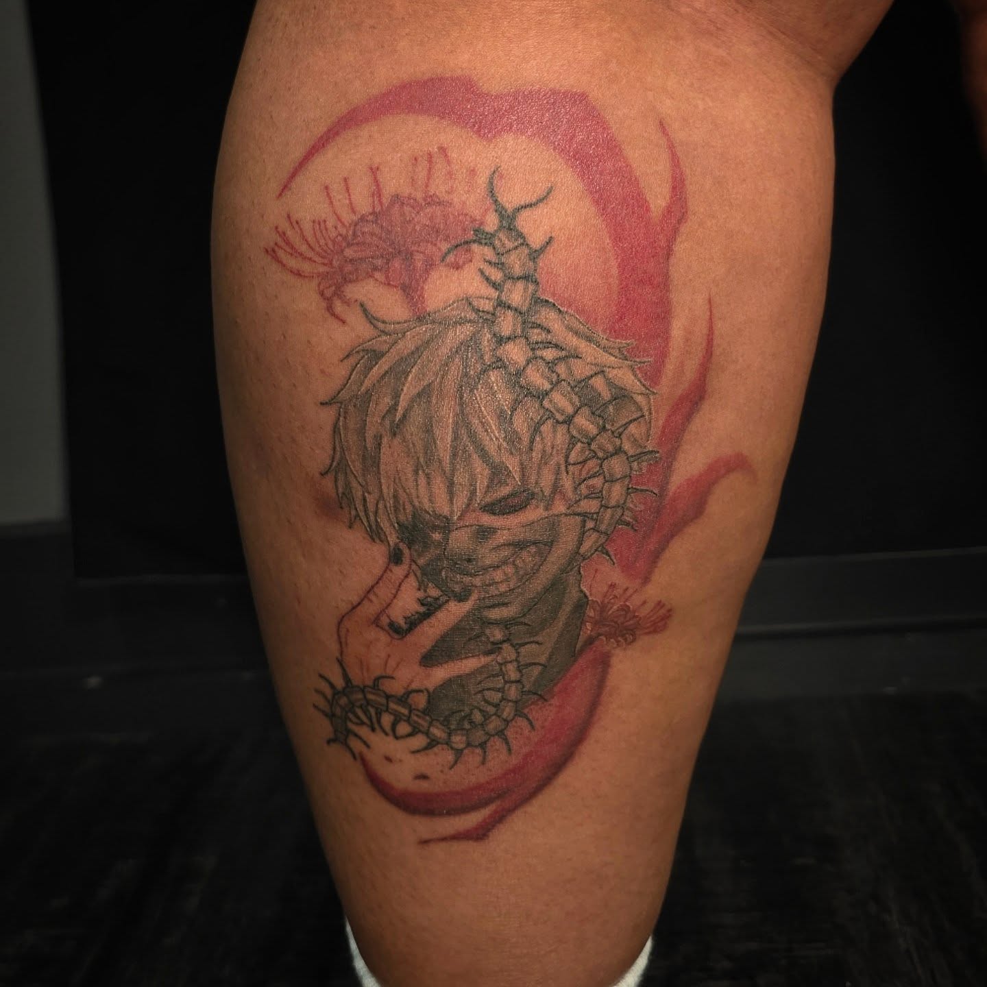 Healed! 
.
.
.
.
#animetattoos #healedtattoo #tokyoghoultattoo #redoctopustattoo