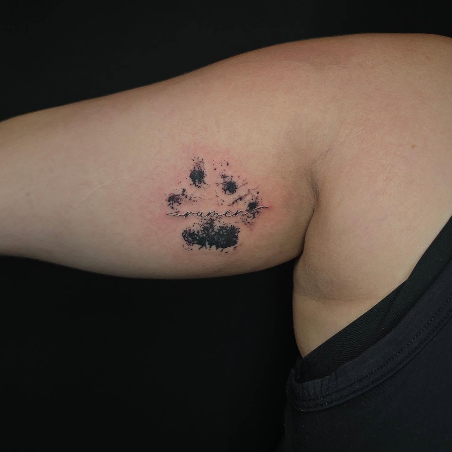 Thank you Bridget for allowing me to do this meaningful piece! 
.
.
.
.
#pawprinttattoo #redoctopustattoo #dmv #dmvtattooartist #marylandtattooartist